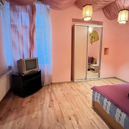 Kotliarska St.-moisha House Апартаменты *